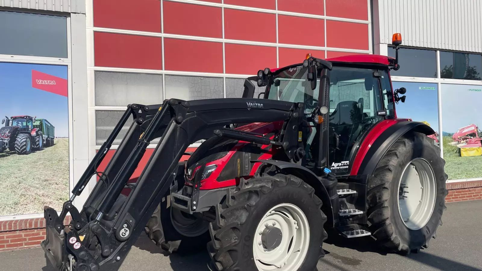 Valtra G 135 Tracteur 85 008 €
