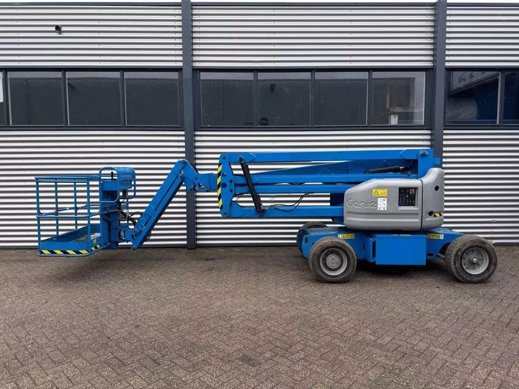 Genie z45/25j dc hoogwerker knikarmhoogwerker Self propelled platform €16,950