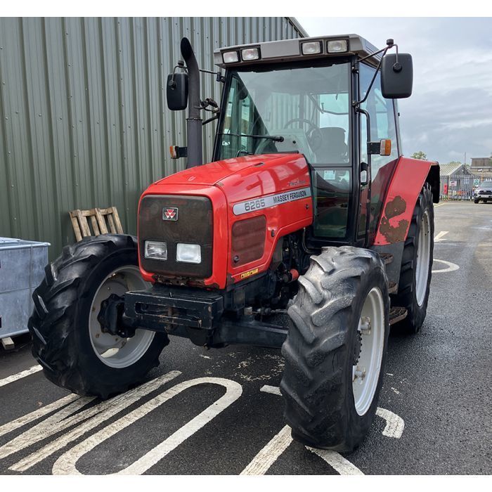 E-FARM: Massey Ferguson 6265 - Tractor - id HV5SUKS - 22.416 € - Año: 2001 - Horas: 5700,Potencia del motor: 95,Reino Unido