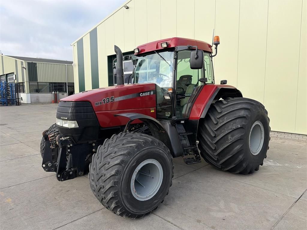 Case IH MX 135 Tractor
