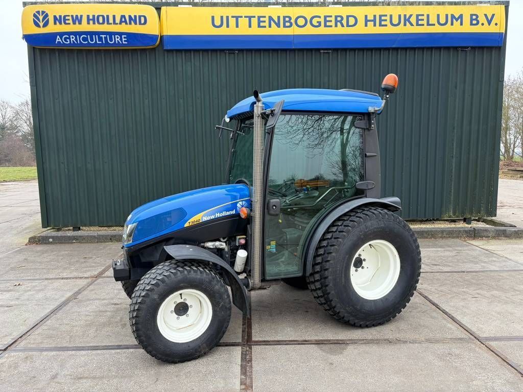 New Holland T 3040 Tractor 21.000 €