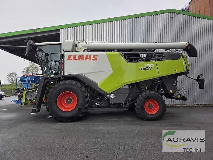 Claas Trion 730 Mietitrebbia 279.000 €
