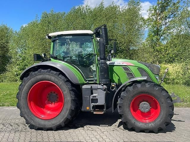 Fendt 718 Vario Tractor €89,500