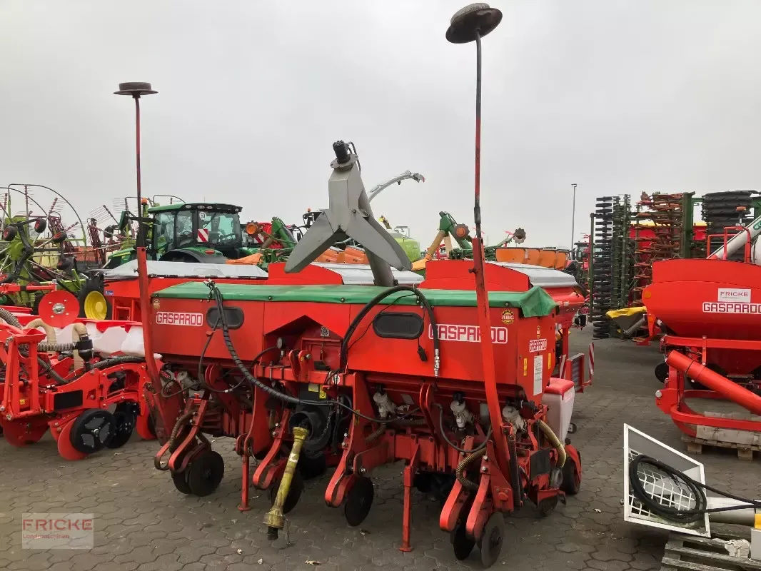 E-FARM: Gaspardo st 300 6-reihig - Einzelkornsämaschine - id JCFUITZ - 8.800 € - Baujahr: 2010 - Deutschland