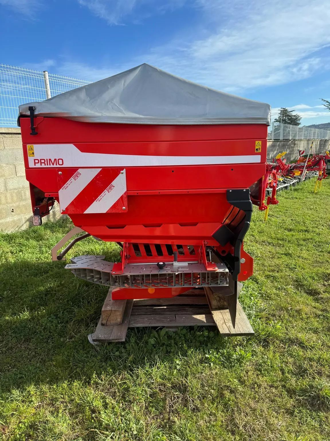 E-FARM: Maschio distributeur d'engrais primo ew 224 maschio gaspar - Mašine za raspršivanje gnojiva - id 7R9H3FG - 12 899 € - Francuska