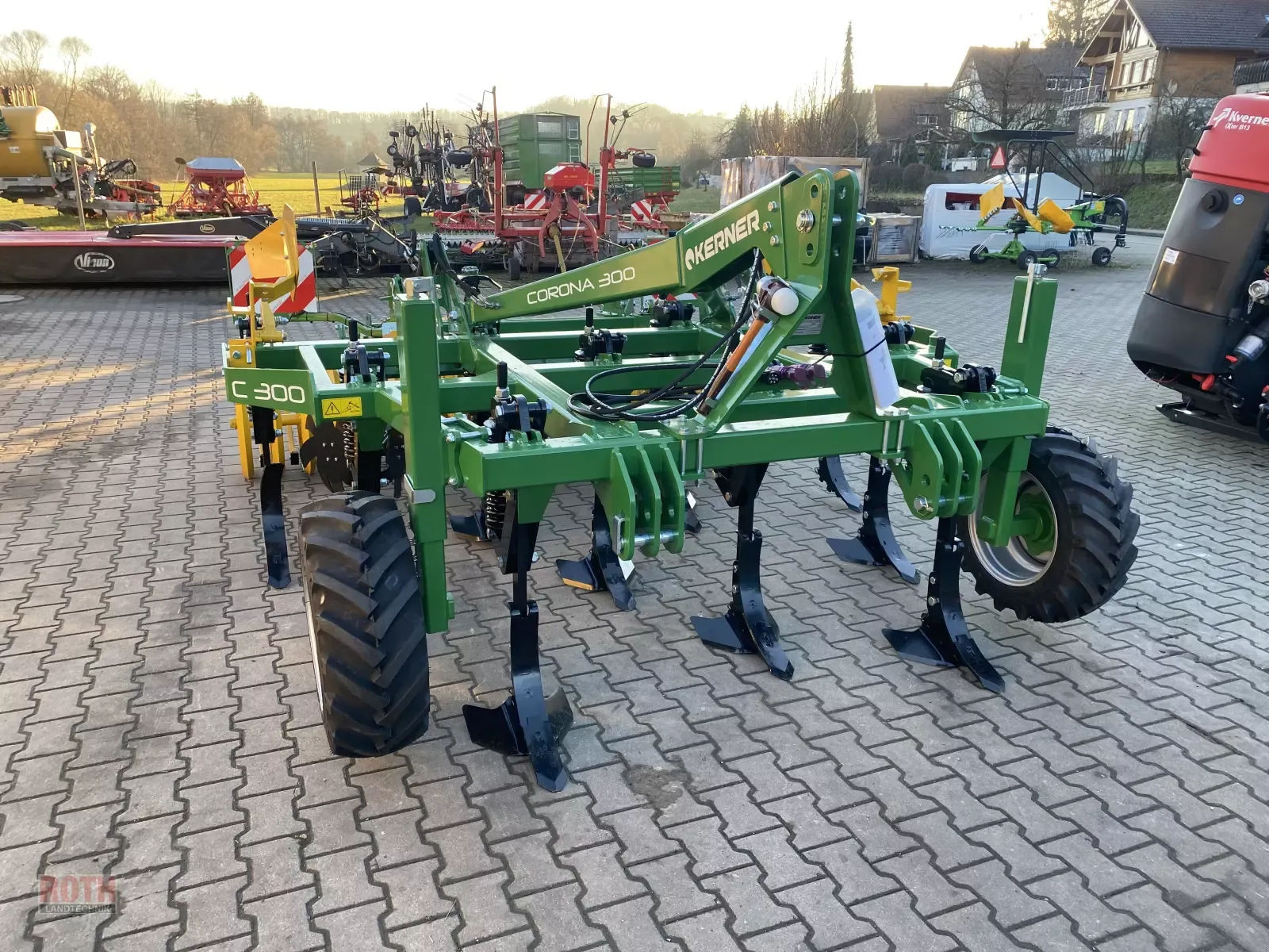 E-FARM: KERNER Corona C 300 - Grubber - id BTICZZA - 20.588 € - Baujahr: 2023 - Deutschland