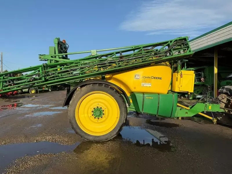 E-FARM: John Deere M740 - Pulvérisateur - id NULMMZB - 42 500 € - Année: 2015 - France