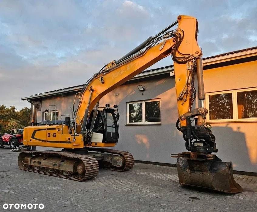 Liebherr r 926 lc Crawler excavator €65,491