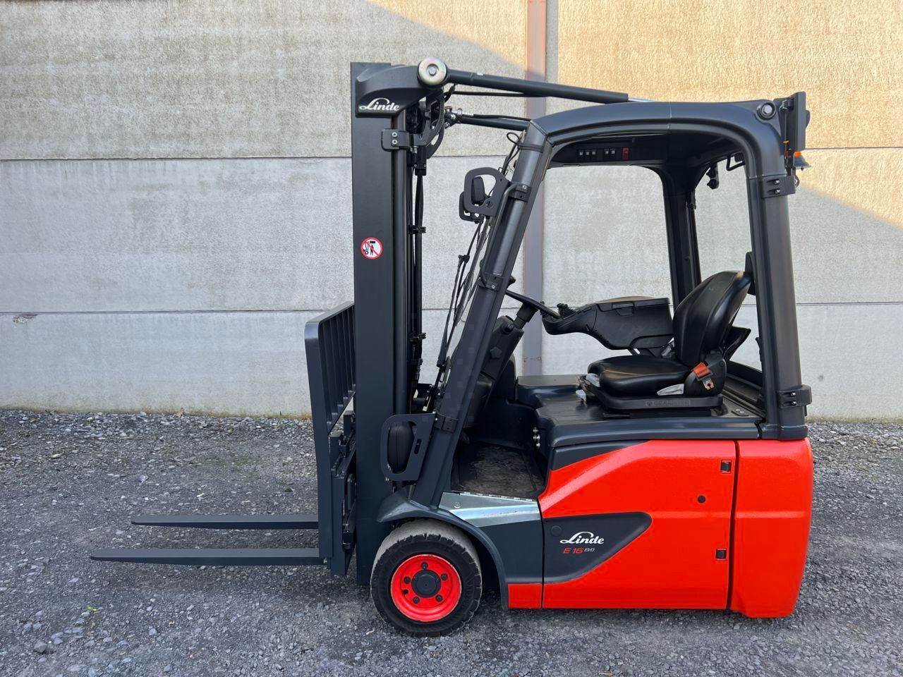 Linde E16C EVO Chariot élévateur 11 250 €