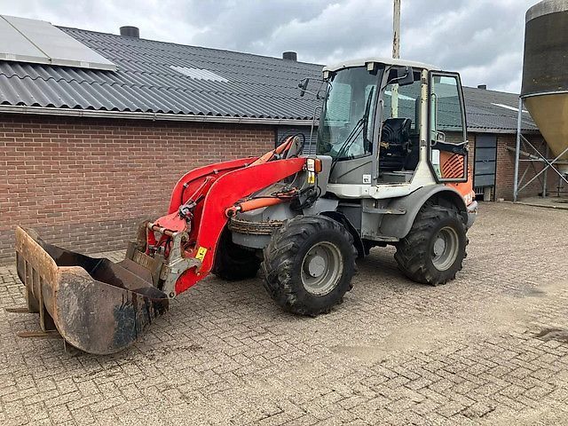 ATLAS 75 s shovel loader Gummiged 18.450 €