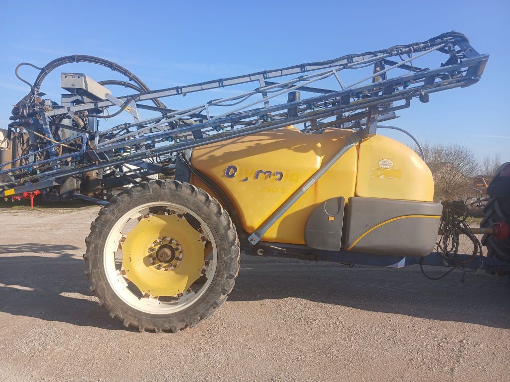 Caruelle 250 s Opryskiwacz 5000 €