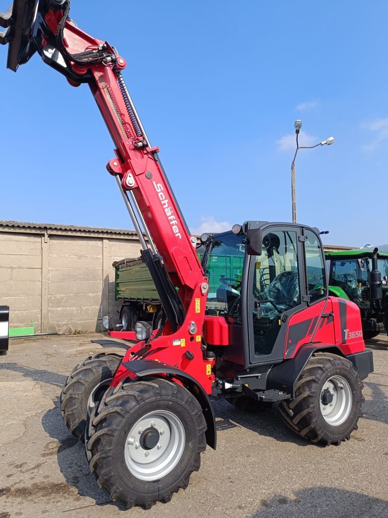 Schäffer 3650 T Mini rakodó 59 786 EUR