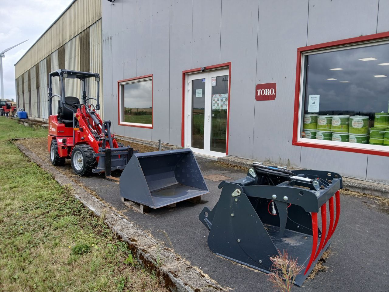 Toyo toyo 522 Mini loader €20,000