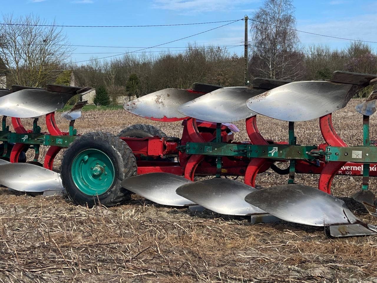 Kverneland semi portée 3+3 chariot pl 100 Arado 10.000 €