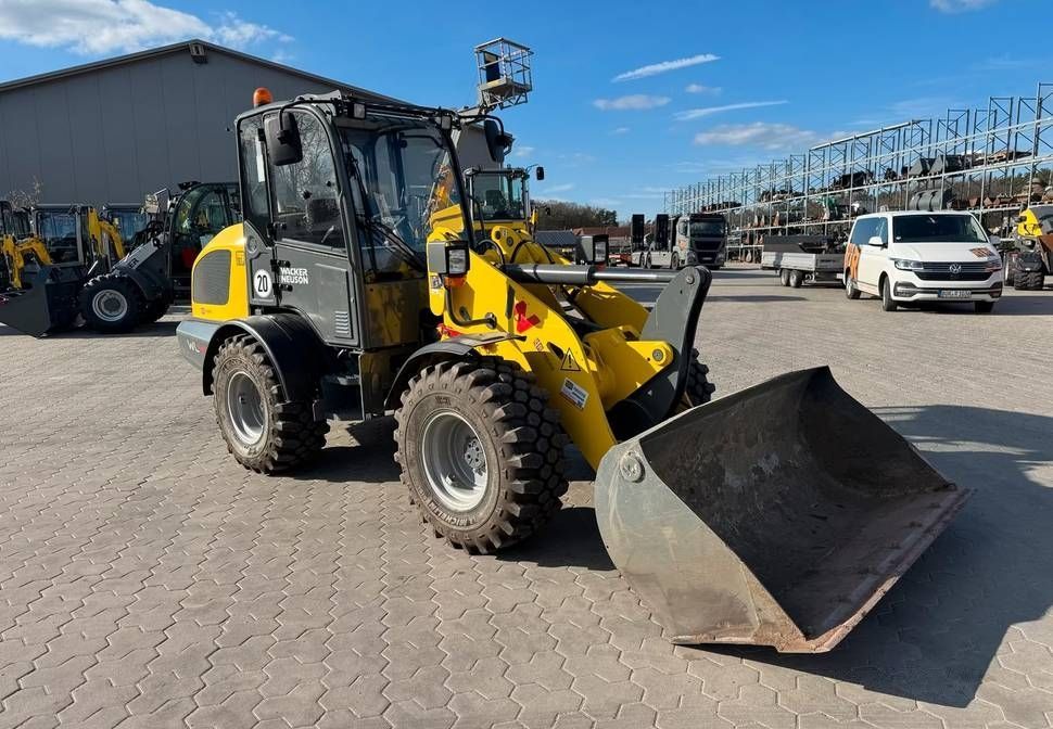 Wacker Neuson WL44 Chargeuse sur pneus 36 500 €