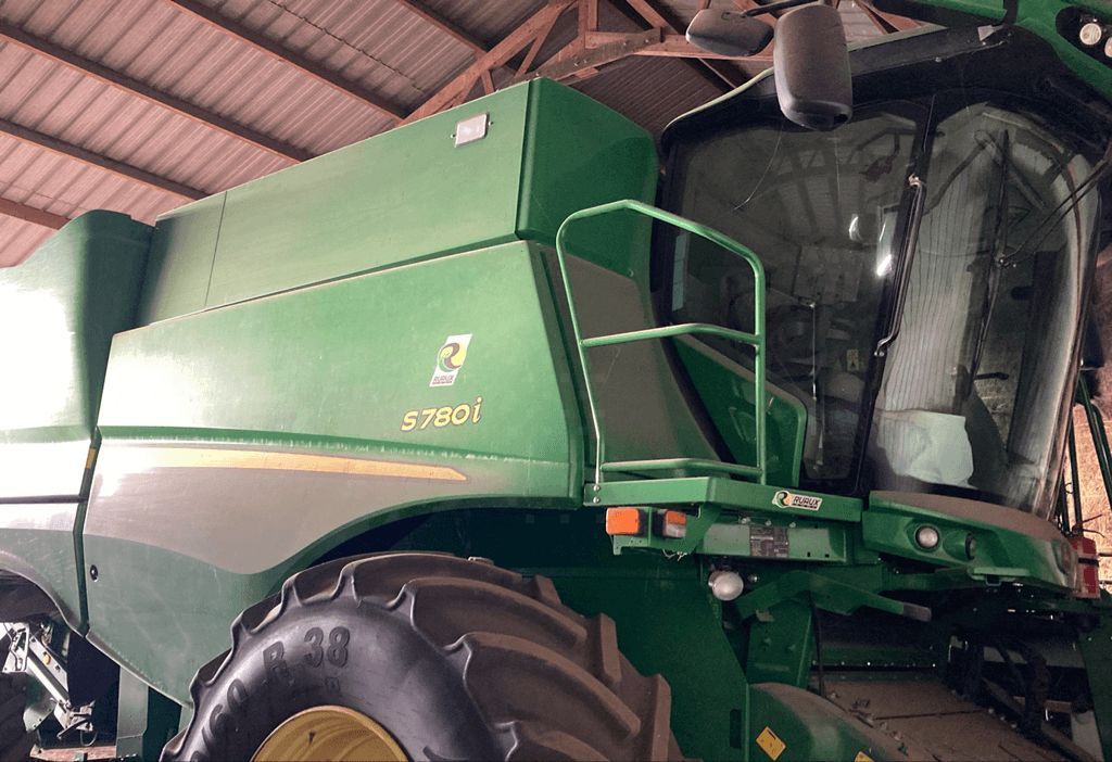 John Deere S 780 Combine harvester €280,000