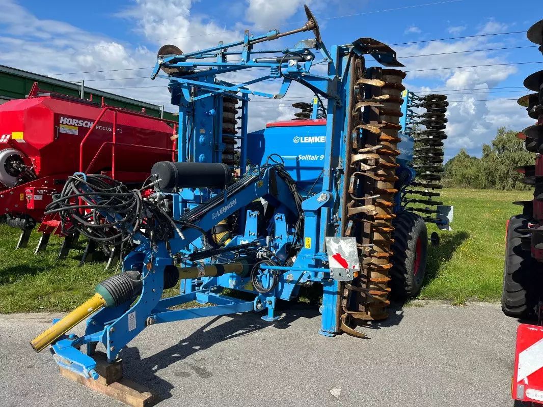 E-FARM: Lemken Zirkon 10/600 KA - Kombinacja uprawowo-siewna - id TNKUMUC - 38 000 € - Rok produkcji: 2012 - Niemcy