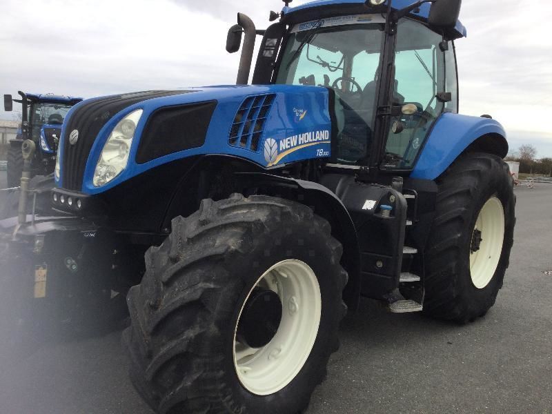 E-FARM: New Holland T8.330 - Traktor - id KWXSRRR - 59.000 € - Baujahr: 2012 - Abgelesene Motorstunden: 4.261,Motorleistung (PS): 330,Frankreich