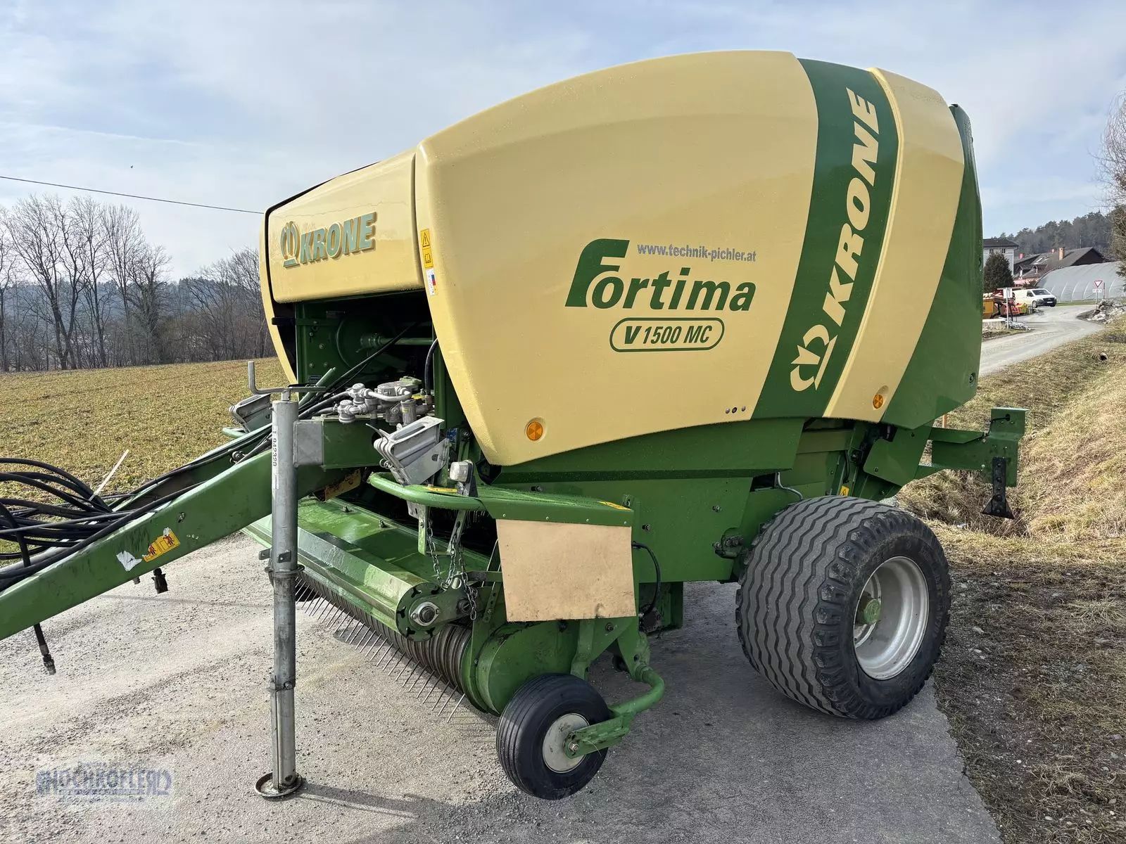E-FARM: Krone Fortima V 1500 MC - Lis - id MN53GXV - 34 956 € - Rok výroby: 2016 - Rakousko