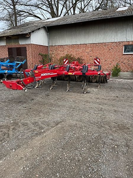 E-FARM: HORSCH Terrano 4 FX - Kultivátor - id FCMIULN - 28 000 EUR - Gyártási év: 2016 - Németország