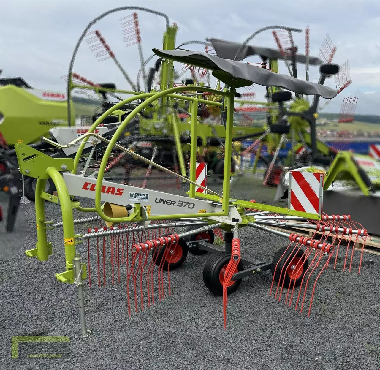 E-FARM: Claas Liner 370 Tandem - Schwader - id QIZQFGF - 6.790 € - Baujahr: 2024 - Deutschland