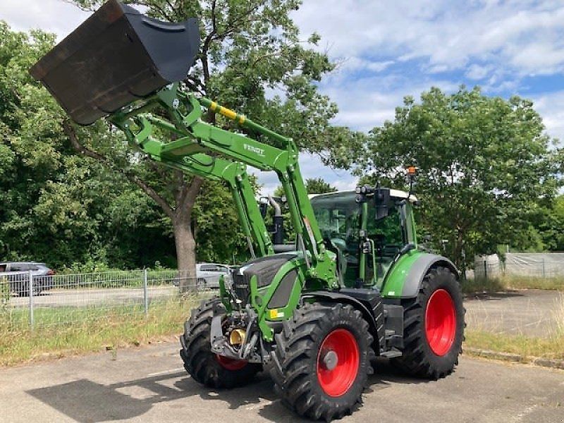 E-FARM: Fendt 516 Vario Power - Tractor - id ZHGIHCE - €115,500 - Year of construction: 2021 - Engine hours: 1,618,Engine power (HP): 160,Germany
