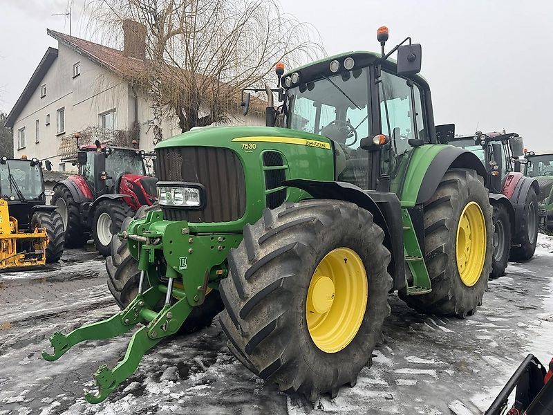 John Deere 7530 Premium Traktor 51.075 €