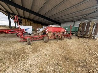 Kverneland dv8 Drill €9,000