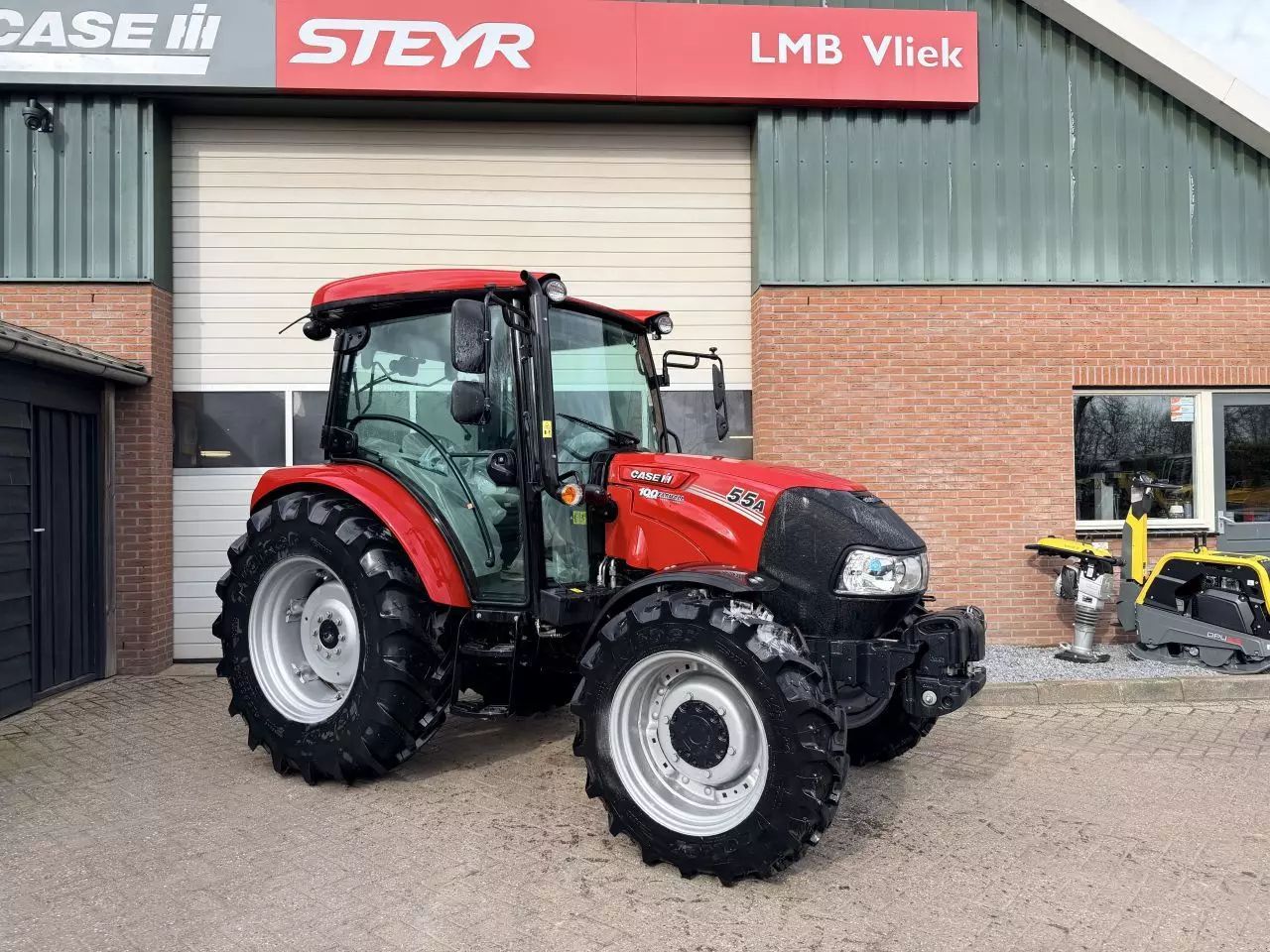 Case IH Farmall 55 A Tractor 39.500 EUR
