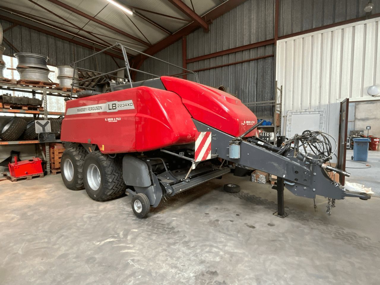 Massey Ferguson 2234 xd Baler €155,000