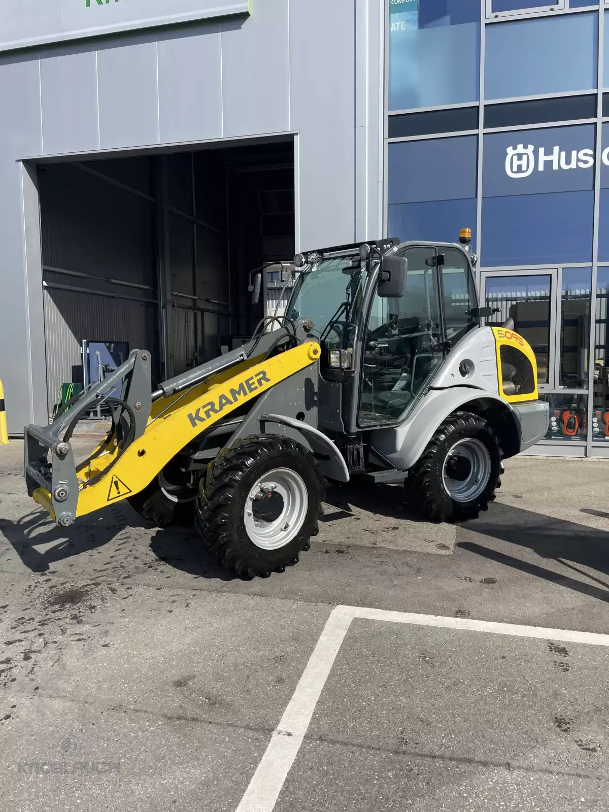 E-FARM: KRAMER 5095 - Ładowarka kołowa - id MNZQREV - 40 999 € - Rok produkcji: 2018 - Motogodziny: 1250,Niemcy