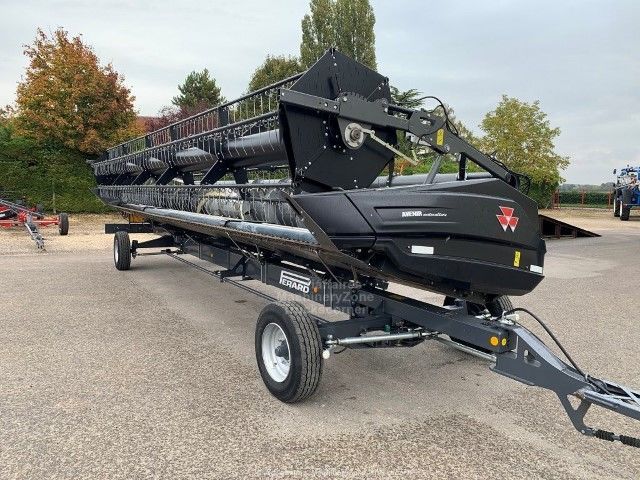 Massey Ferguson 7030 Hedery do kombajnów zbożowych/sieczkarni 40 000 €