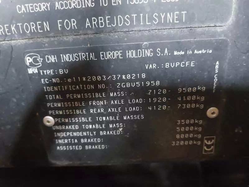 E-FARM: Case IH Maxxum 110 CVX - Traktor - id NXPHEQZ - Produktionsår: 2016 - Motortimer: 5.940,Motoreffekt (HP): 120,Frankrig