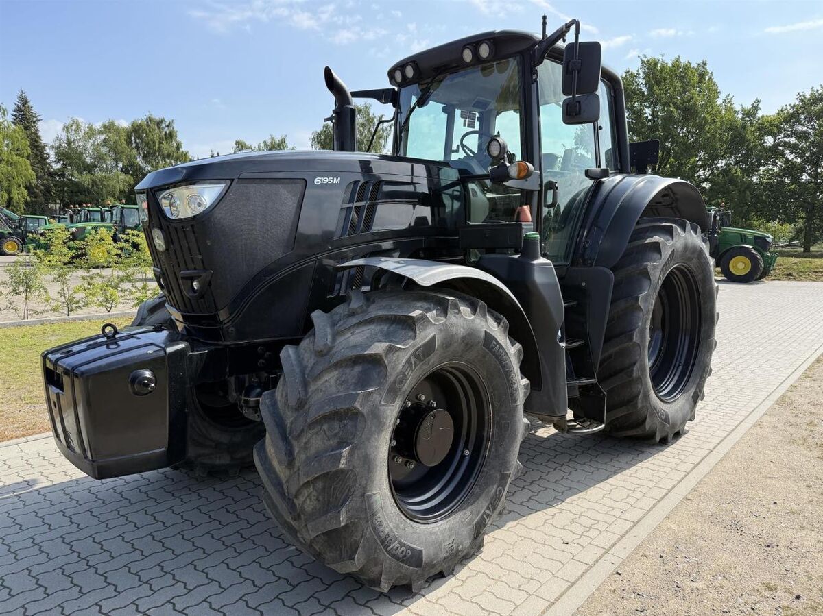 E-FARM: John Deere 6195 M - Tractor - id 9VVECK5 - €56,500 - Year of construction: 2017 - Engine hours: 8,650,Engine power (HP): 195,Germany