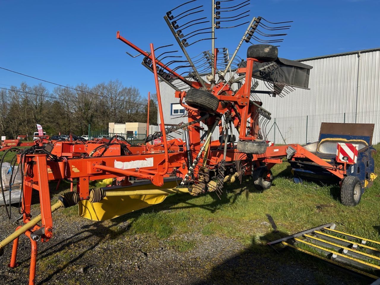 FELLA TS 1402 Karuzelowy przetrząsacz do siana 7000 €