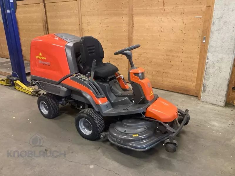 Husqvarna RC 320Ts AWD Fűnyíró 5900 EUR