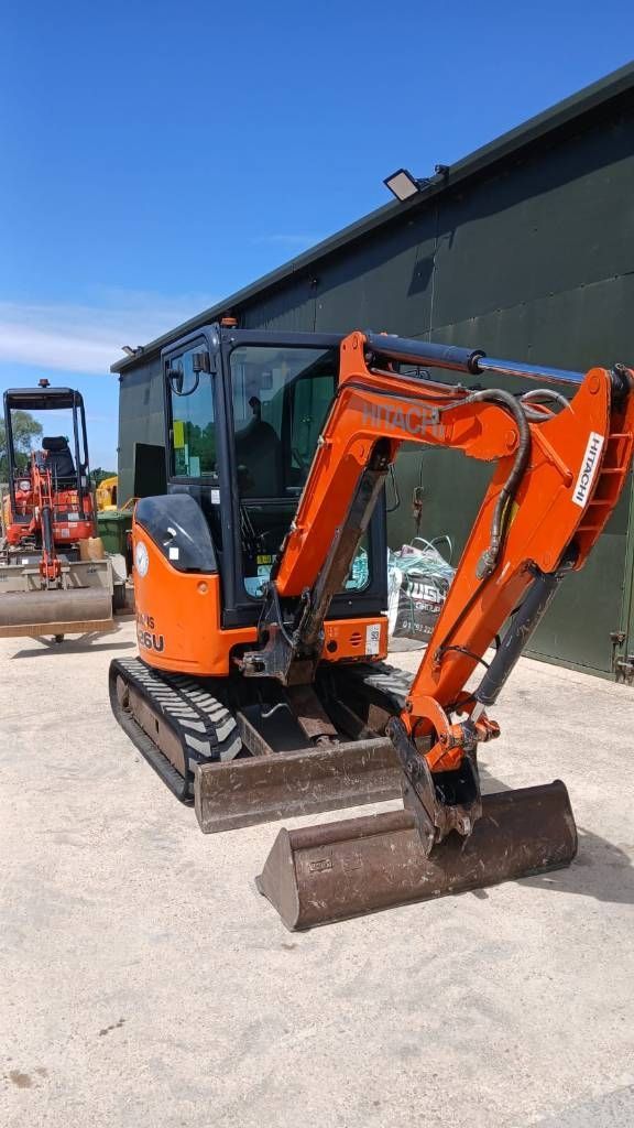 E-FARM: Hitachi ZX26U-5 - Mini ekskavatorius - id Q2EBCXE - 19 906