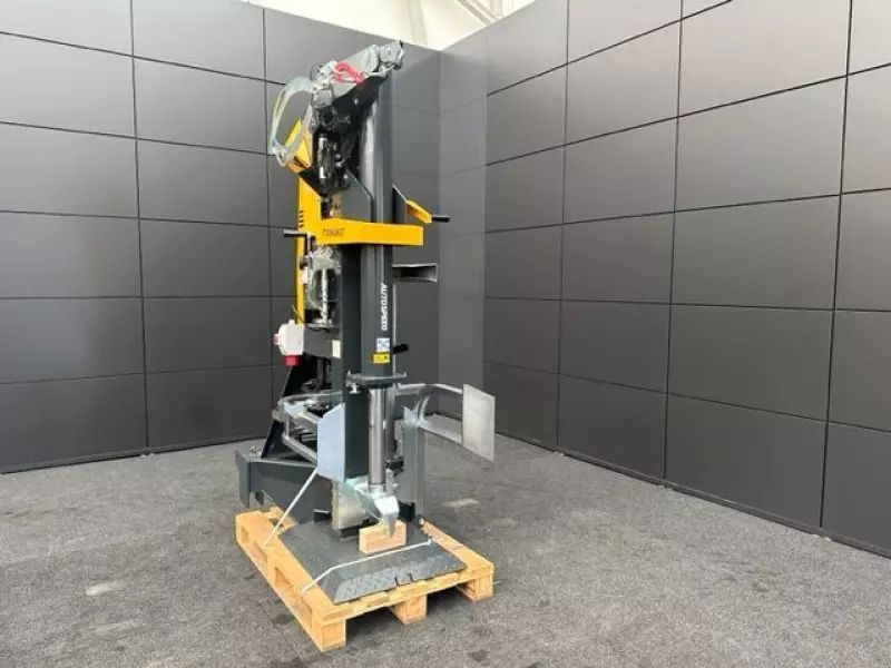 E-FARM: UNIFOREST holzspalter titanium 27 cd+e mit funkwinde - Säge und Spalter - id UZVQTFF - 7.075 € - Österreich
