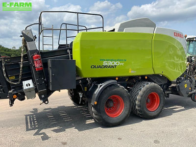 E-FARM: Claas Quadrant 5300 FC - Πρέσσα - id 2AGUJ4H - 117.500 € - Χρονία: 2019 - Συνολικός αριθμός παραχθέντων δεμάτων: 20.500,Γερμανία