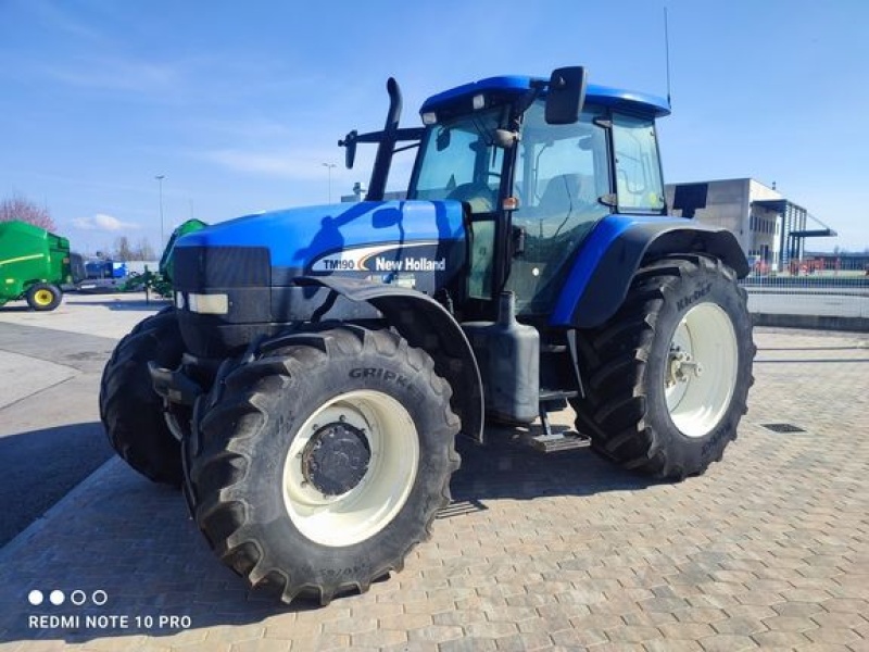 New Holland TM 190 tractor 28 500 €