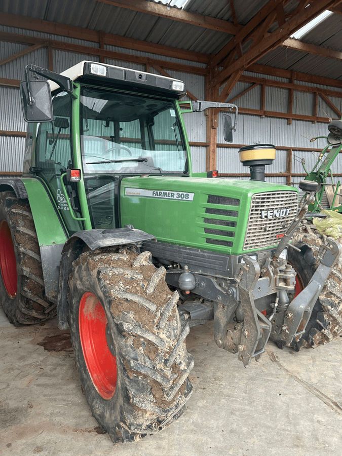 E-FARM: Fendt Farmer 308 - Traktor - id REJQMHZ - Baujahr: 1994 - Abgelesene Motorstunden: 8.950,Motorleistung (PS): 85,Frankreich