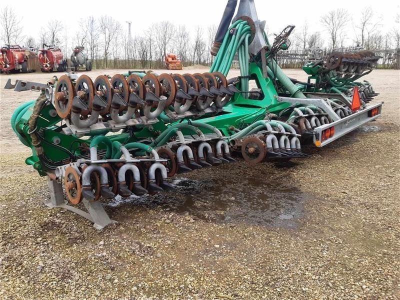 E-FARM: Samson sp 12 dobbelt skærsnedfælder - Gyllevogn - id YGKZXES - 33.198 € - Produktionsår: 2011 - Danmark