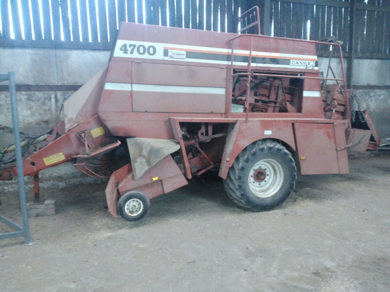 Hesston 4700 baler 5 000 €