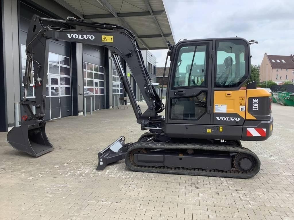 VOLVO ec 60 e Crawler excavator €45,900