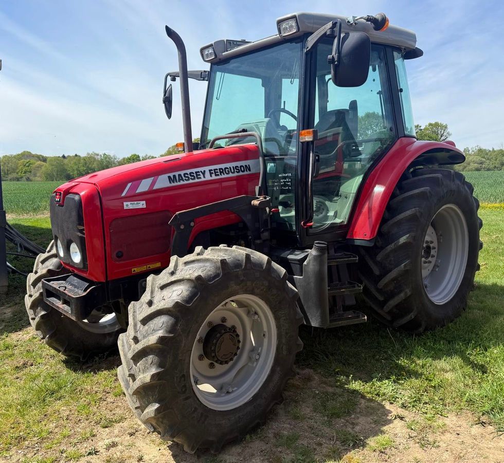 Massey Ferguson 5445 Traktor 30 650 €