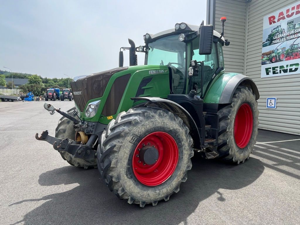 Fendt 826 Vario Profi Traktor 90.000 €