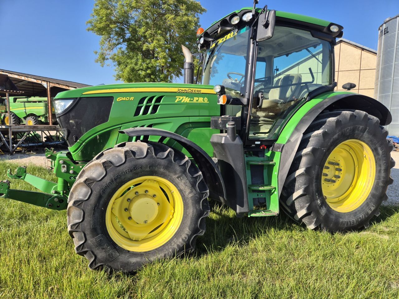 John Deere 6140 R Premium Traktor 47 500 €