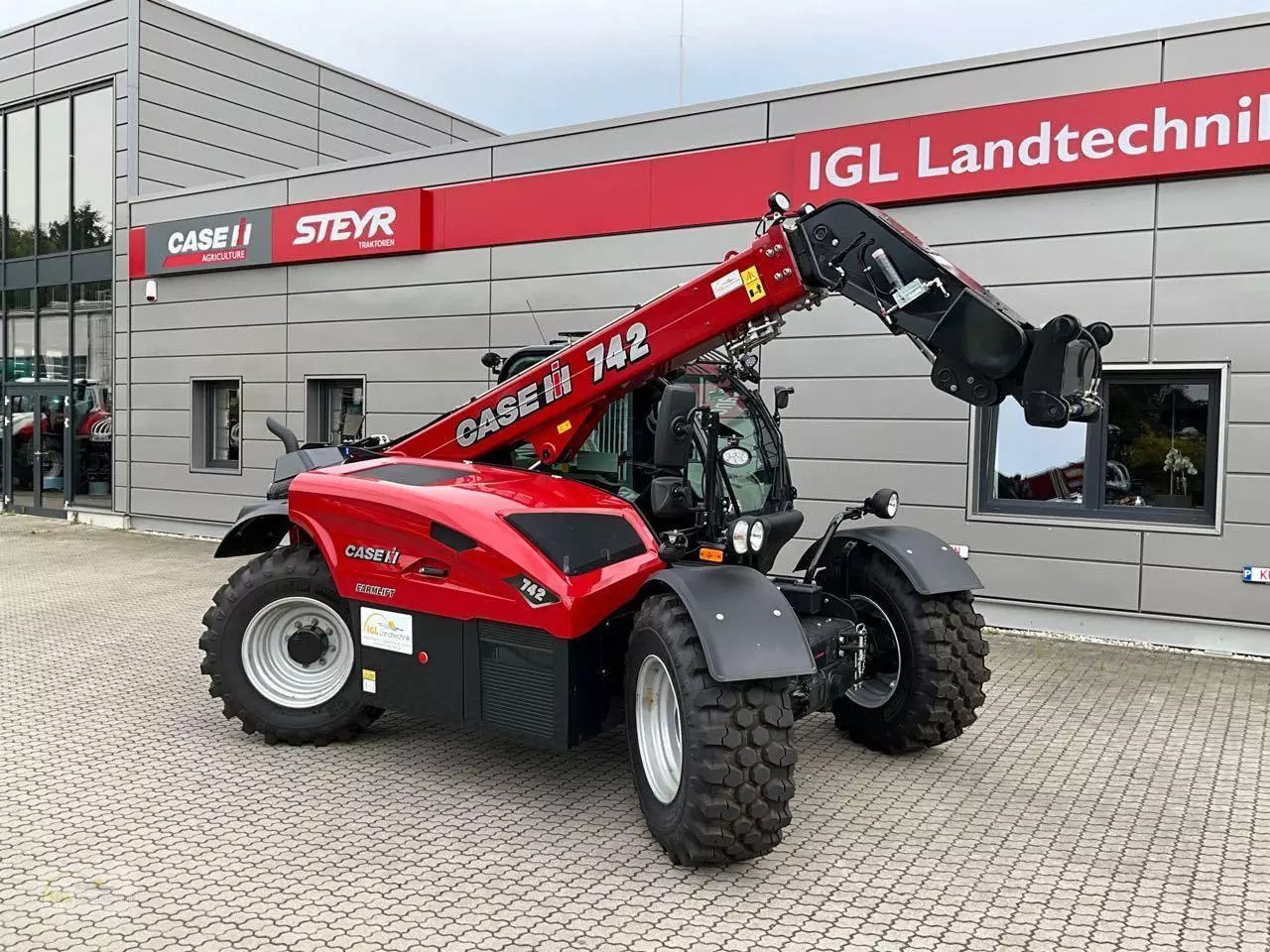 E-FARM: Case IH farmlift 742 demo - Ładowacz teleskopowy - id PHKGF9B - Rok produkcji: 2024 - Motogodziny: 60,Moc silnika: 141,Niemcy