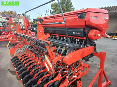 E-FARM: Kuhn Sitera 3030-24 - Drill - id CYRL879 - €21,583 - Year of construction: 2022 - Austria