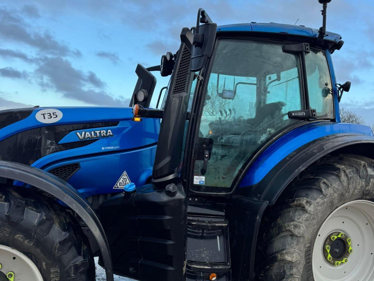 Valtra T 175 Tracteur 80 343 €